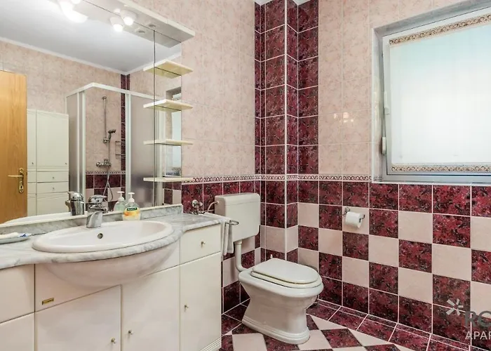 Rona Smokva 3 アパート オパティヤ